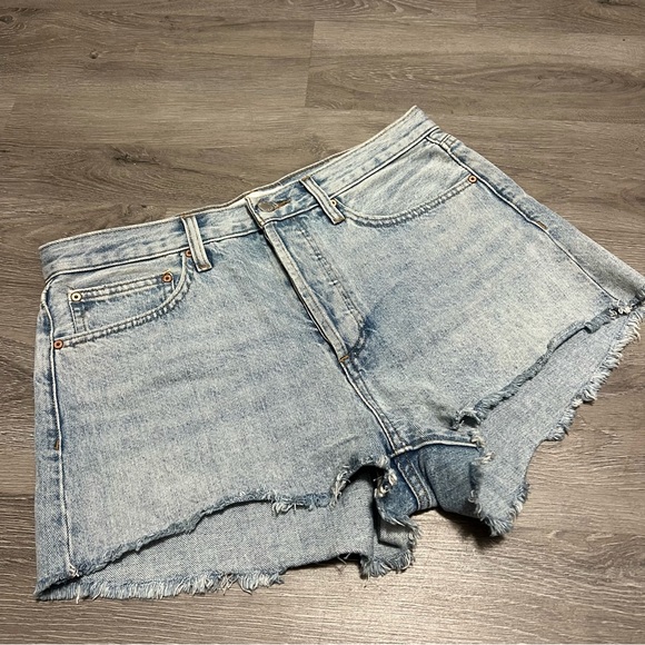 Denim Forum The Ex Boyfriend Short Size 28 - Picture 1 of 3